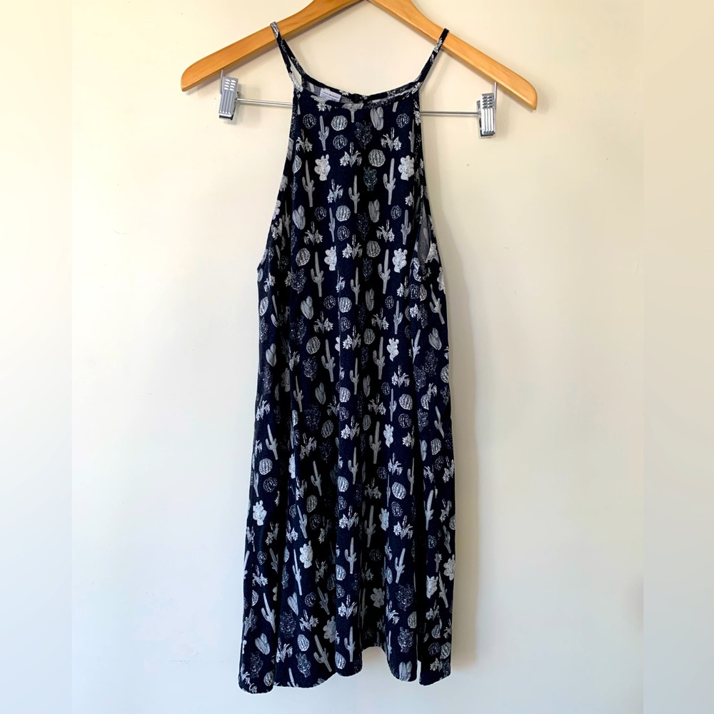 Eidon | ‘Sarah dress’ in Cactus print. Size Small ✨
